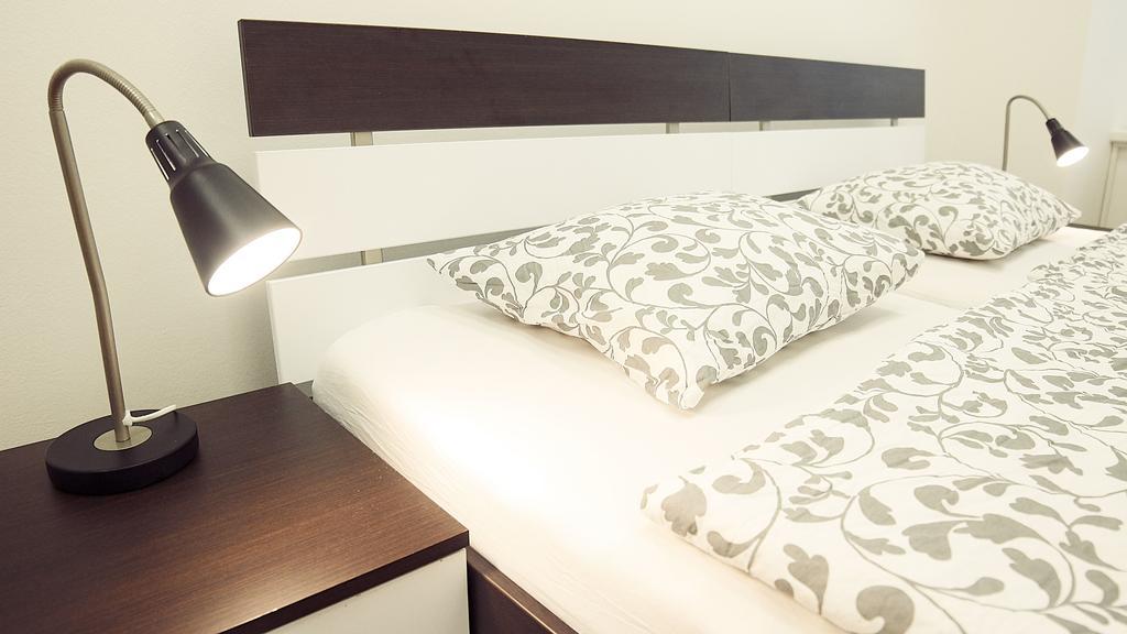 Hostel Folks Bratislava Bagian luar foto